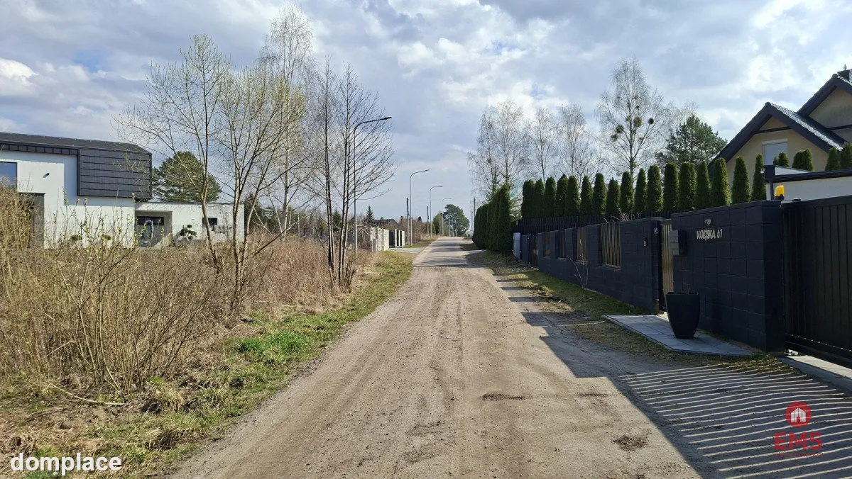 Solniczki. Działka budowlana pod lasem. — zdjęcie 3
