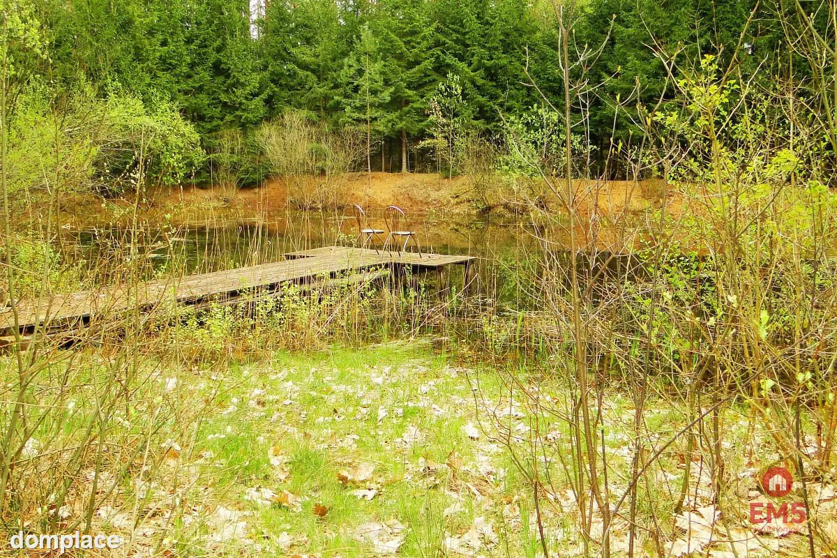 Działka rekreacyjno-budowlana 0,8 ha, pod miastem — zdjęcie 2