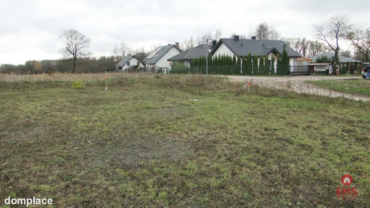 Działka budowlana 1000 m2 — zdjęcie 15