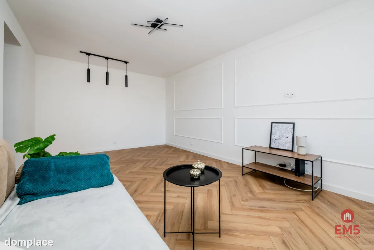 Oddzielne pokoje, kuchnia, balkon — zdjęcie 4