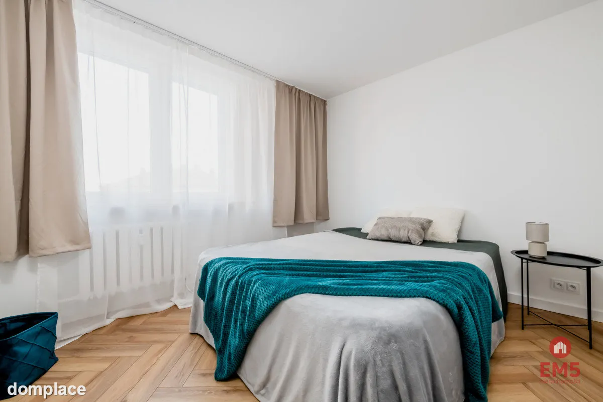 Oddzielne pokoje, kuchnia, balkon — zdjęcie 5