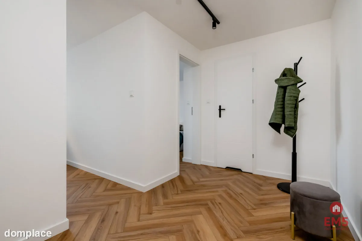 Oddzielne pokoje, kuchnia, balkon — zdjęcie 11