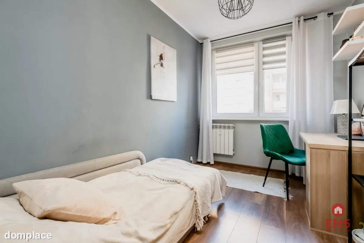 Duże mieszkanie z balkonem, Centrum — zdjęcie 5
