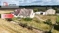 Dom na wsi wśród pól i lasów — zdjęcie 3