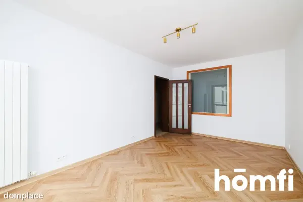 Wykończone 2 pokoje z balkonem i garażem — zdjęcie 4