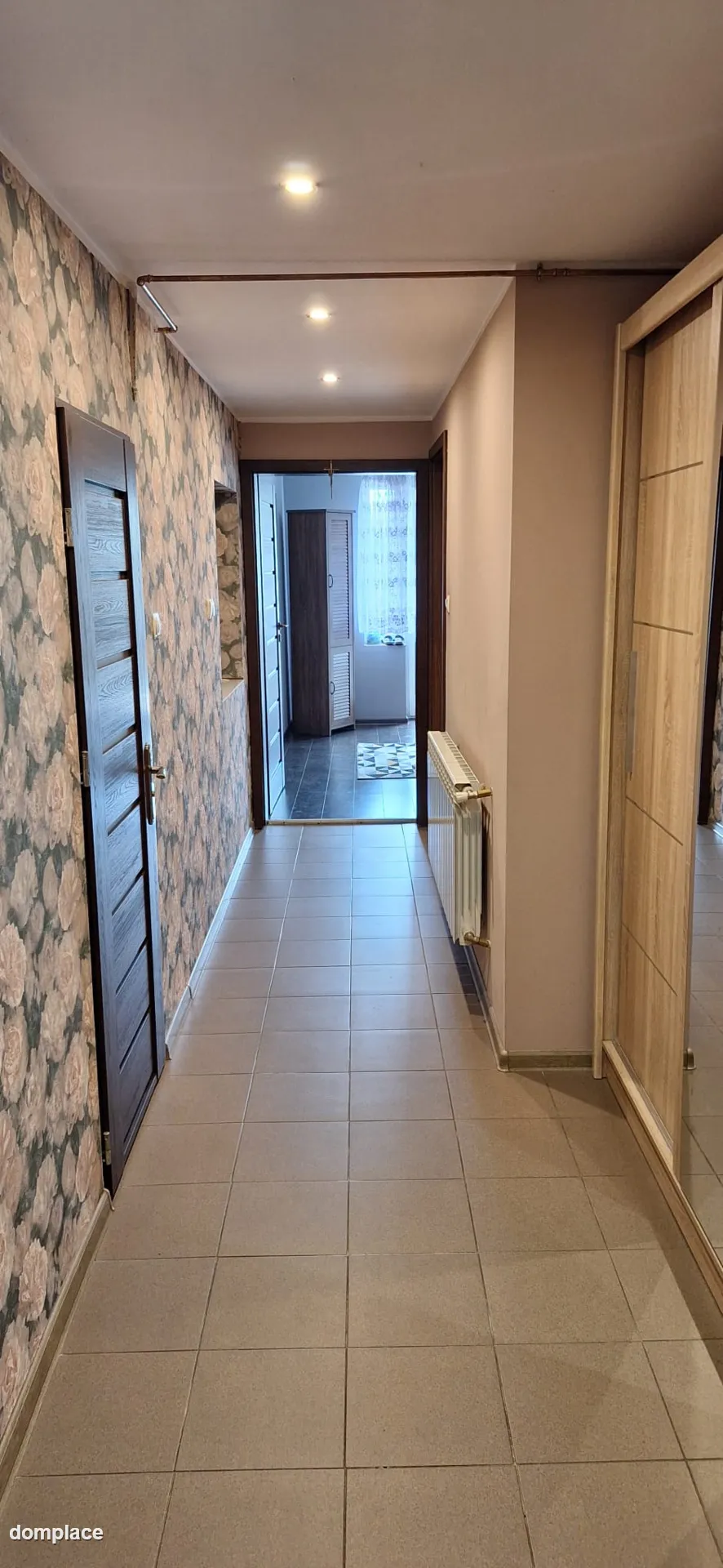 DOM WOLNOSTOJĄCY W CENTRUM LIDZBARKA – OGRÓD, GARAŻ, TARAS — zdjęcie 5