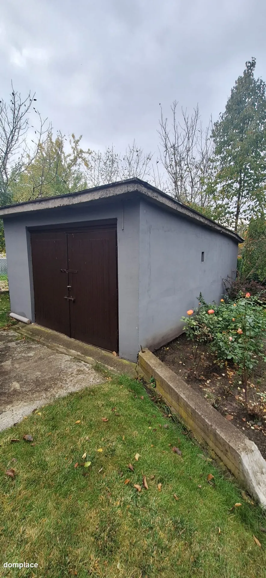 DOM WOLNOSTOJĄCY W CENTRUM LIDZBARKA – OGRÓD, GARAŻ, TARAS — zdjęcie 12