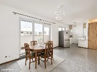 Przestronne 3 pokoje z dużym balkonem i miejscem w — zdjęcie 2