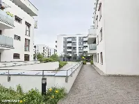 Przestronne 3 pokoje z dużym balkonem i miejscem w — zdjęcie 3
