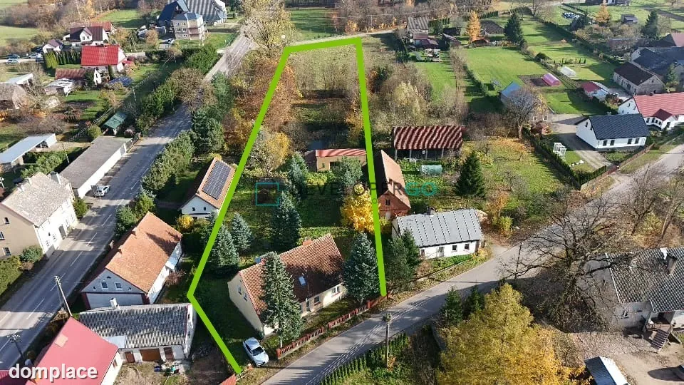 Dom z duszą na działce 5155 m² z własnym stawem.