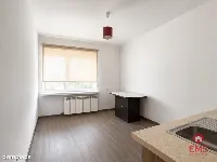 Budynek mieszkalny blisko centrum — zdjęcie 5