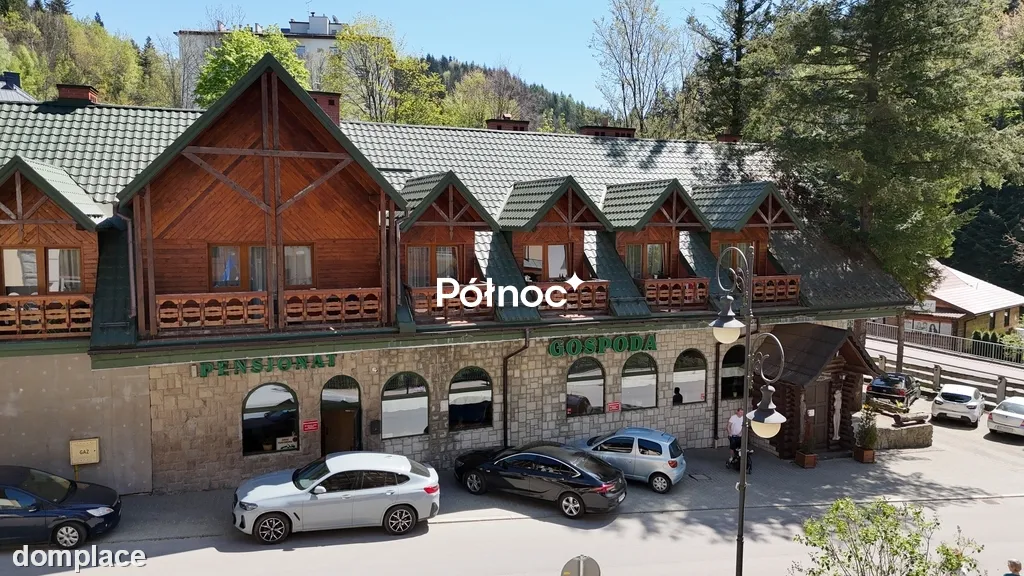 PENSJONAT Z RESTAURACJĄ W SERCU KRYNICY ZDRÓJ