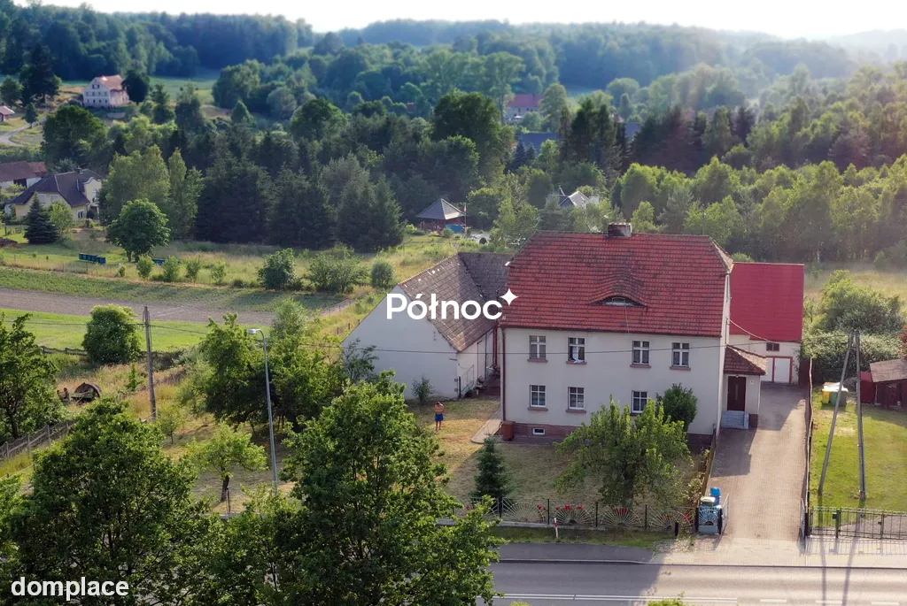 Dom z dużą działką w Nowych Jaroszowicach