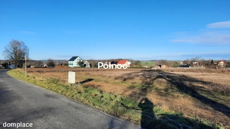 W pełni uzbrojona działka w Żeliszowie