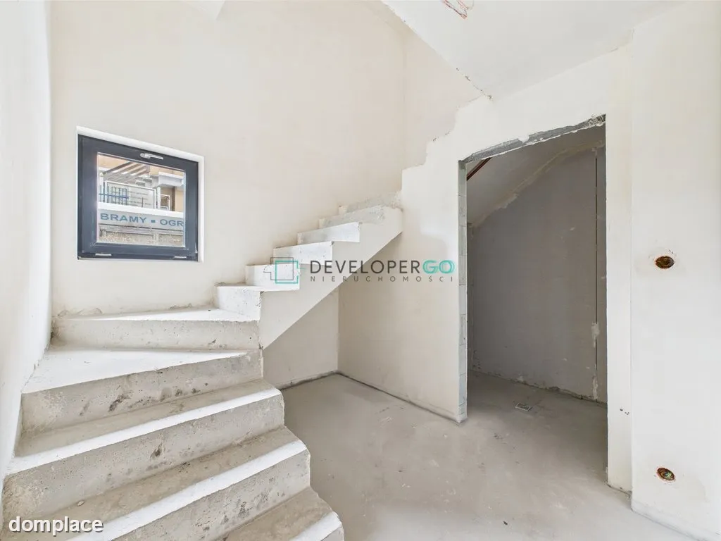 * Szeregówka Nowe Miasto 6 pokoi 192m2 * — zdjęcie 18