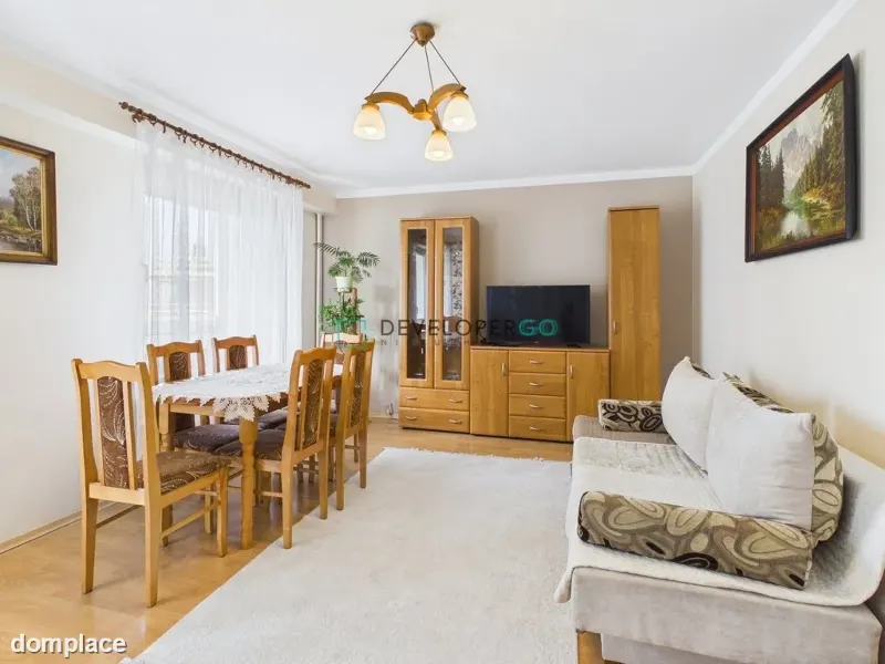 3 oddzielne pokoje, 60 m2 | 1. piętro z windą