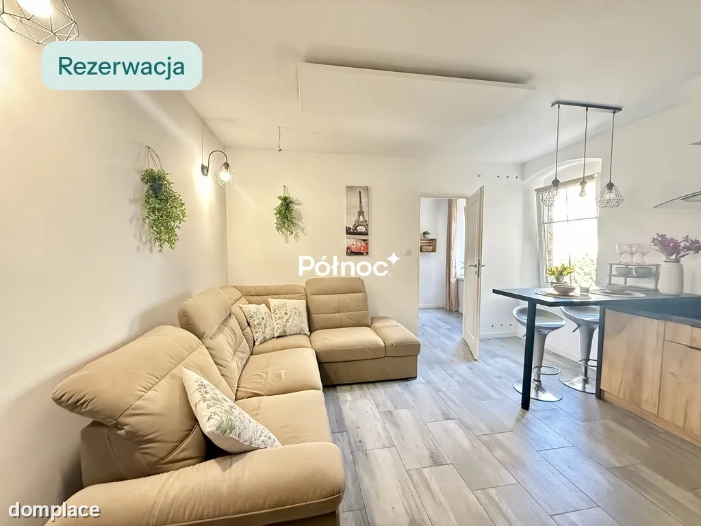 Przytulne mieszkanie w Centrum Jeleniej Góry.