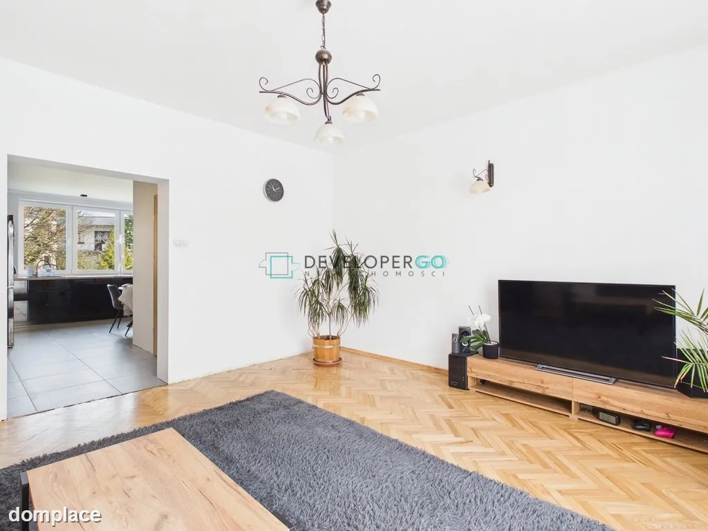 Przestronny dom 358 m² z garażem — zdjęcie 5