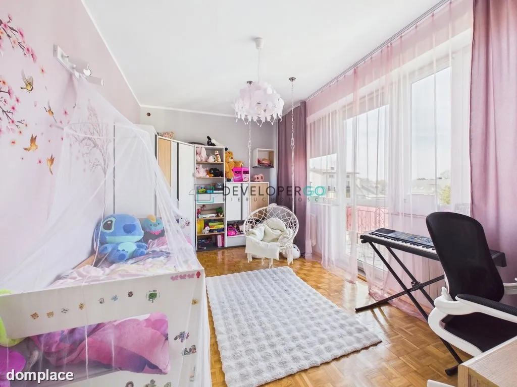 Przestronny dom 358 m² z garażem — zdjęcie 7