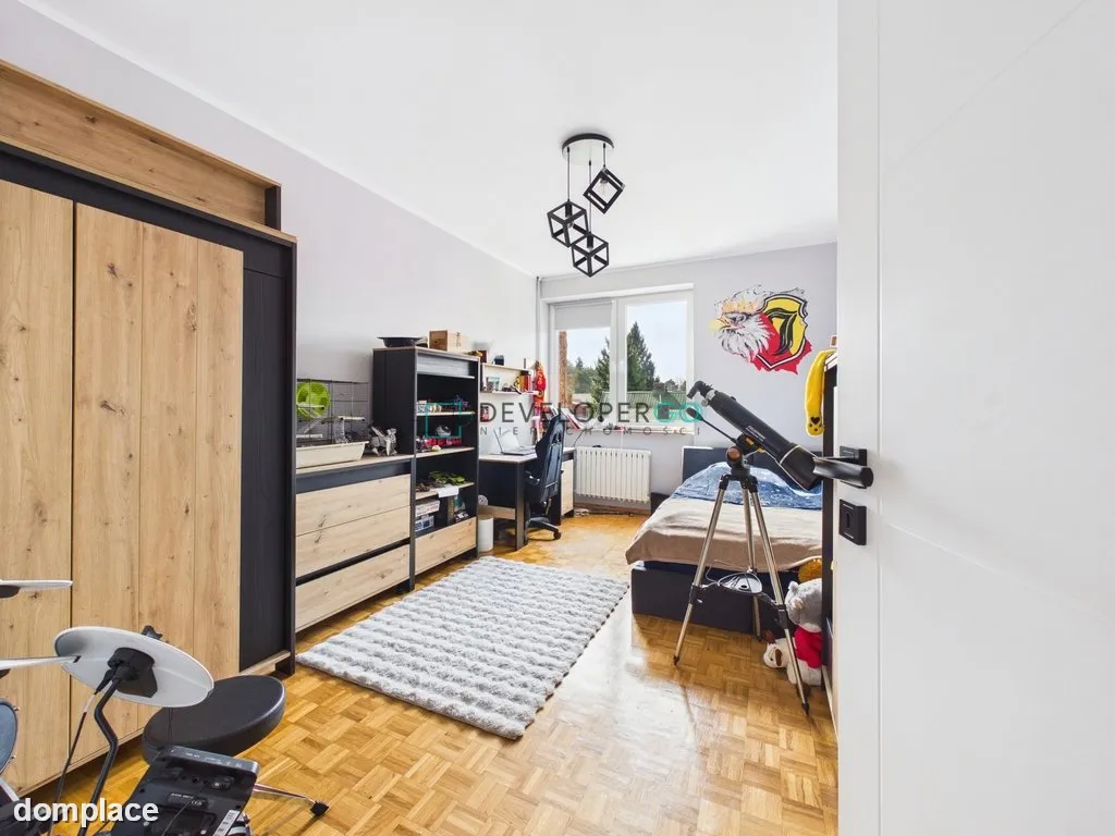 Przestronny dom 358 m² z garażem — zdjęcie 10