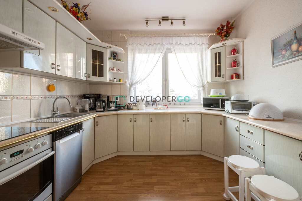 Zadbany dom szeregowy z ogrodem, korzystna cena