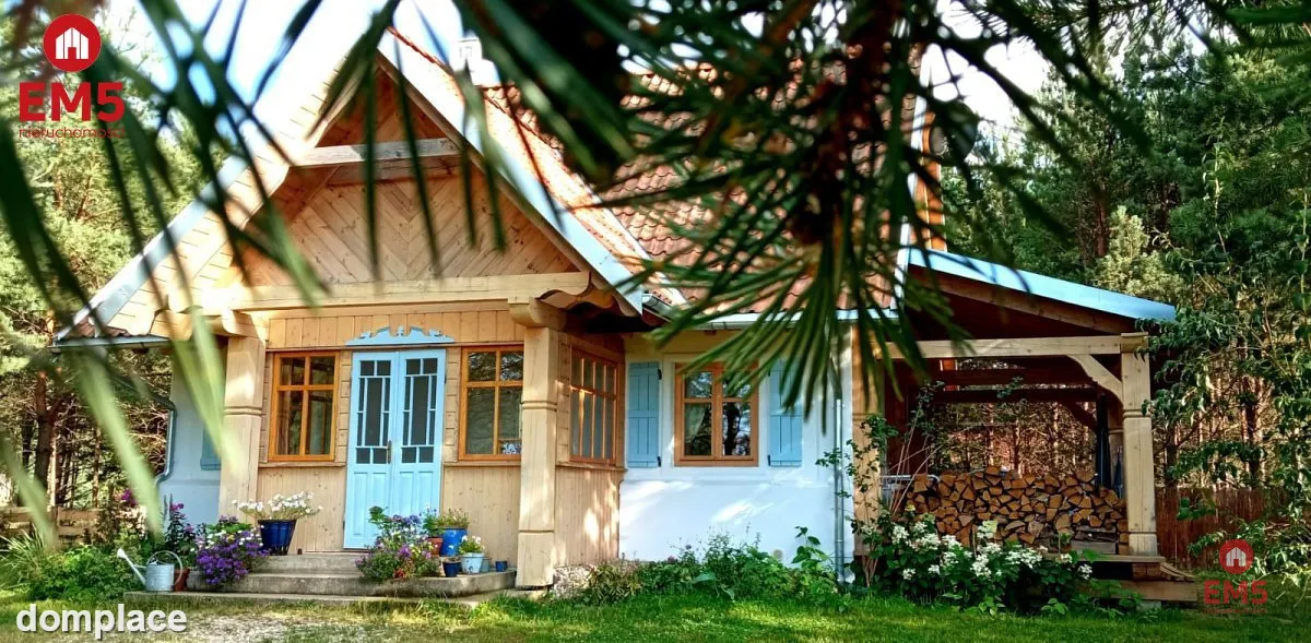 Dwa domy blisko jeziora – Serwy, gm. Płaska