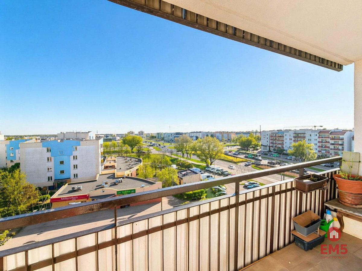 3 pokoje | 62,9 m² | balkon | do remontu | widok