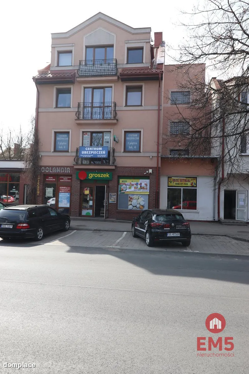 Kamienica mieszkalno - usługowa w centrum Olecka — zdjęcie 3
