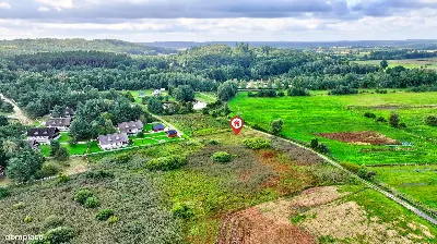 Wyjątkowa działka budowlana w otulinie Słowińskiego Parku Narodowego – Gardna Mała