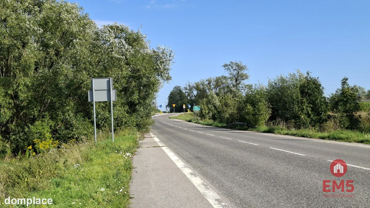 Działka inwestycyjna przy S8