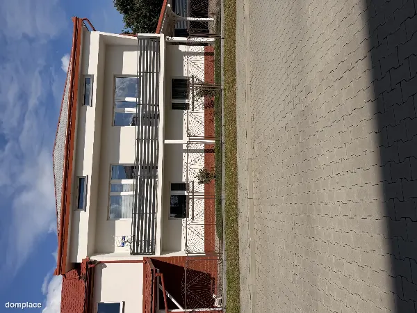 Radymno - dom 211 m2+lokal usługowy 70 m2 — zdjęcie 2