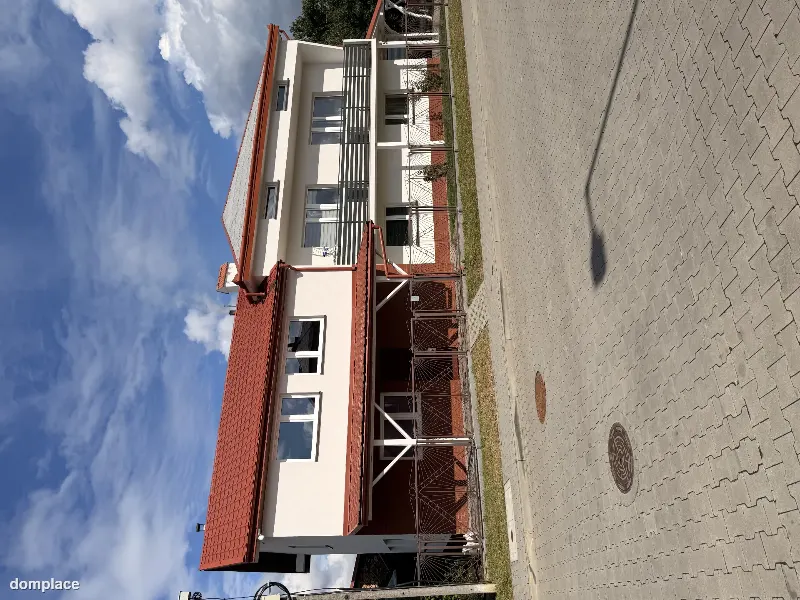 Radymno - dom 211 m2+lokal usługowy 70 m2