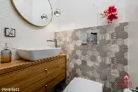 Trzy pokoje, dwie łazienki z balkonem, Centrum — zdjęcie 10