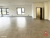 Nowoczesna hala z biurem — zdjęcie 5