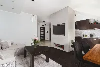 3 pokoje w stanie do wejścia. Miejsce w hali. — zdjęcie 16