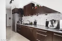 3 pokoje w stanie do wejścia. Miejsce w hali. — zdjęcie 6