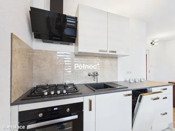 Mieszkanie 4 - pokojowe, Centrum, 62 m2, PARTER! — zdjęcie 3