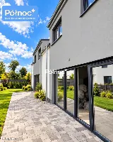 NOWOCZESNY BLIŹNIAK Z GARAŻEM, OGRÓDKIEM I FOTOWOLTAIKĄ | 134 M² — zdjęcie 3