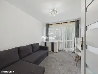Mieszkanie na wynajem - 4 pokoje — zdjęcie 5