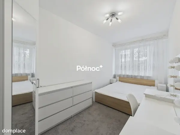Mieszkanie na wynajem - 4 pokoje — zdjęcie 3