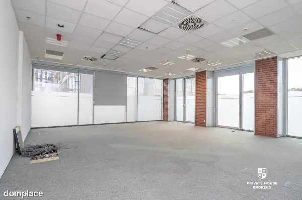Parterowy lokal usługowy 75 mkw — zdjęcie 2