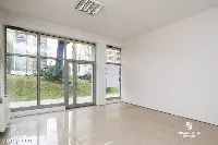 Lokal handlowo- usługowy Walerego Sławka 45 mkw — zdjęcie 3