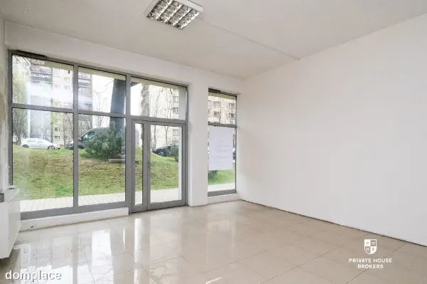 Lokal handlowo- usługowy Walerego Sławka 45 mkw — zdjęcie 3