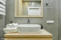 Jasny apartament 70m², 2 sypialnie, balkon i parking na Ochocie — zdjęcie 2