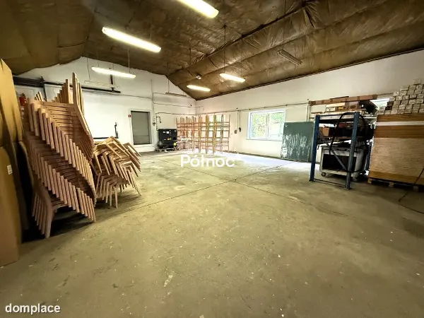 LOKAL UŻYTKOWY Z HALĄ NA WYNAJEM – RADOMSKO, UL. KRAKOWSKA — zdjęcie 2