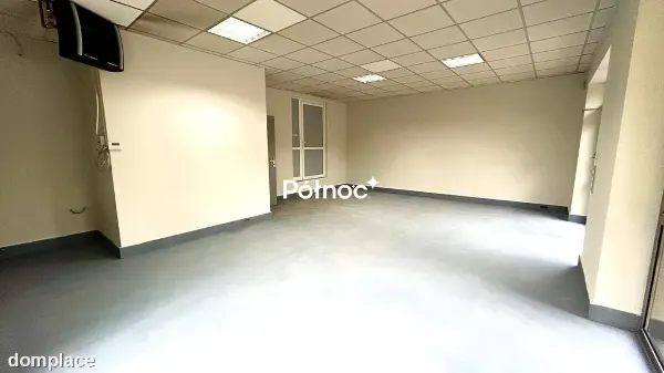 LOKAL UŻYTKOWY Z HALĄ NA WYNAJEM – RADOMSKO, UL. KRAKOWSKA — zdjęcie 4