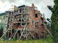 Dom w budowie na Ursynowie — zdjęcie 1