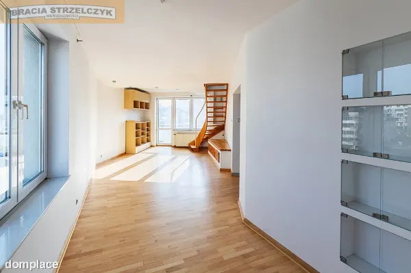 Dwupoziomowe mieszkanie 121,25 m2, Bemowo. — zdjęcie 4