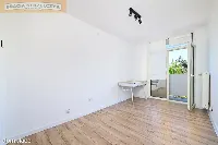 Polecam! Metro! Przytulne, po remoncie. Balkon. — zdjęcie 2