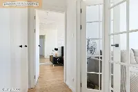 Nowoczesne 3-pokojowe mieszkanie z dwoma balkonami — zdjęcie 7